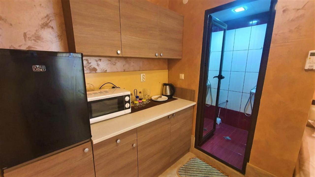 Хотел Дунав Свищов Hostel Exterior photo